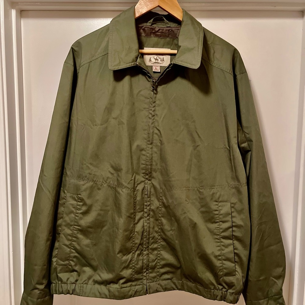 Pacific Trail Mens windbreaker. Never worn.